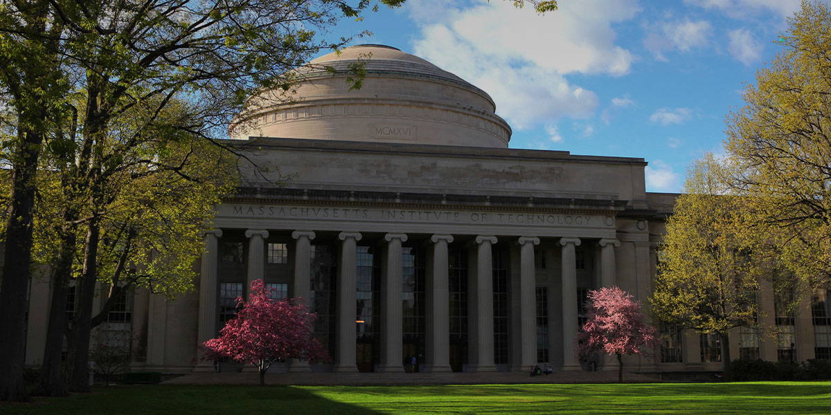 Expandindo o alcance global do MIT
